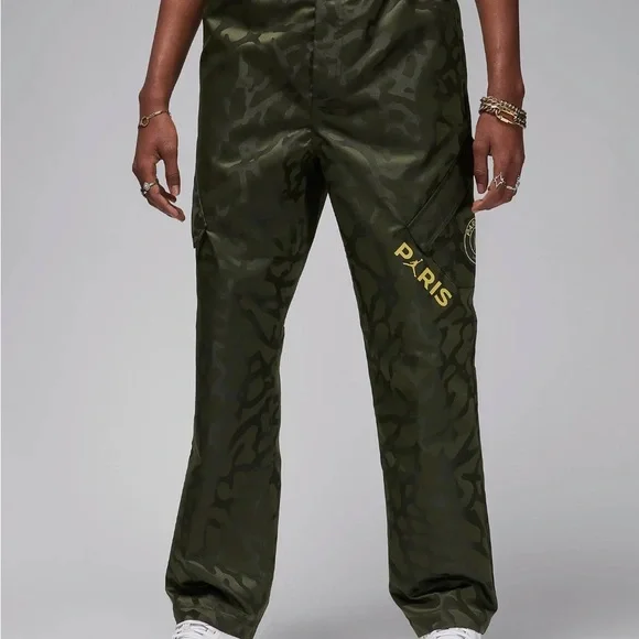 Jordan X Paris Saint-Germain Cargo Pants in Green with Yellow and Black - Picture 1 of 3
